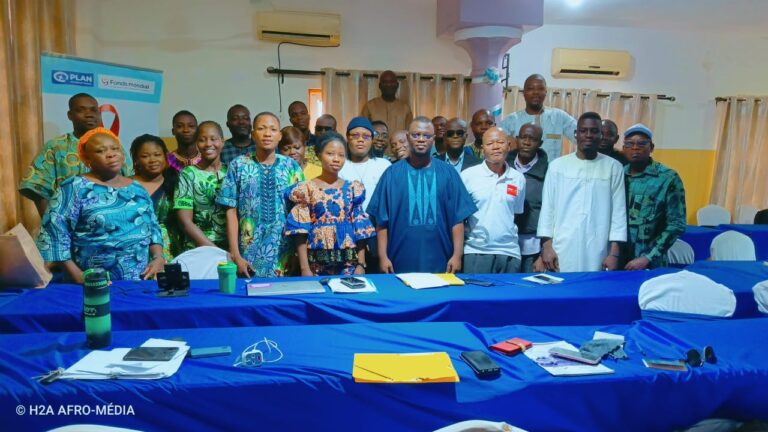 VIH, droits humains et communication sensible au genre : à Azové, Plan International Bénin renforce les capacités des journalistes et acteurs communautaires face aux défis de l’inclusion 